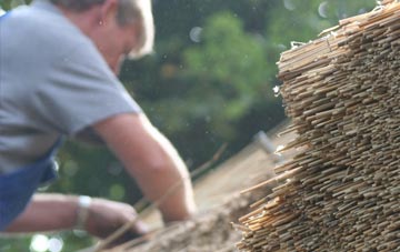 professional Titmore Green thatchers